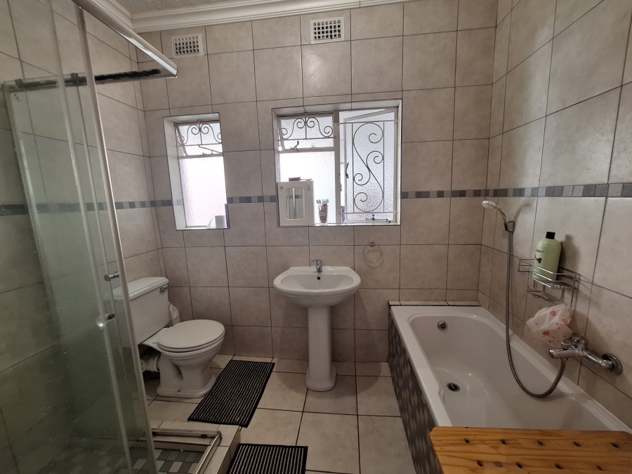 3 Bedroom Property for Sale in Vasco Estate Western Cape